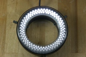 144 LED Illuminator, 50% Intensity, All 4 Zones Turned On; LEDs Are Aimed at a Focal Point